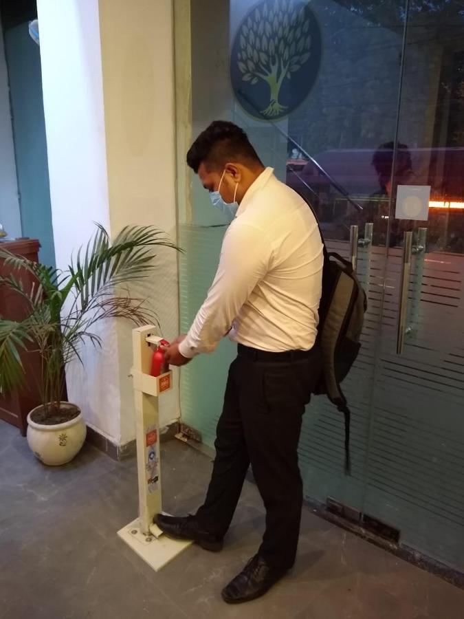Airport Hotel Tashree New Delhi Exterior photo