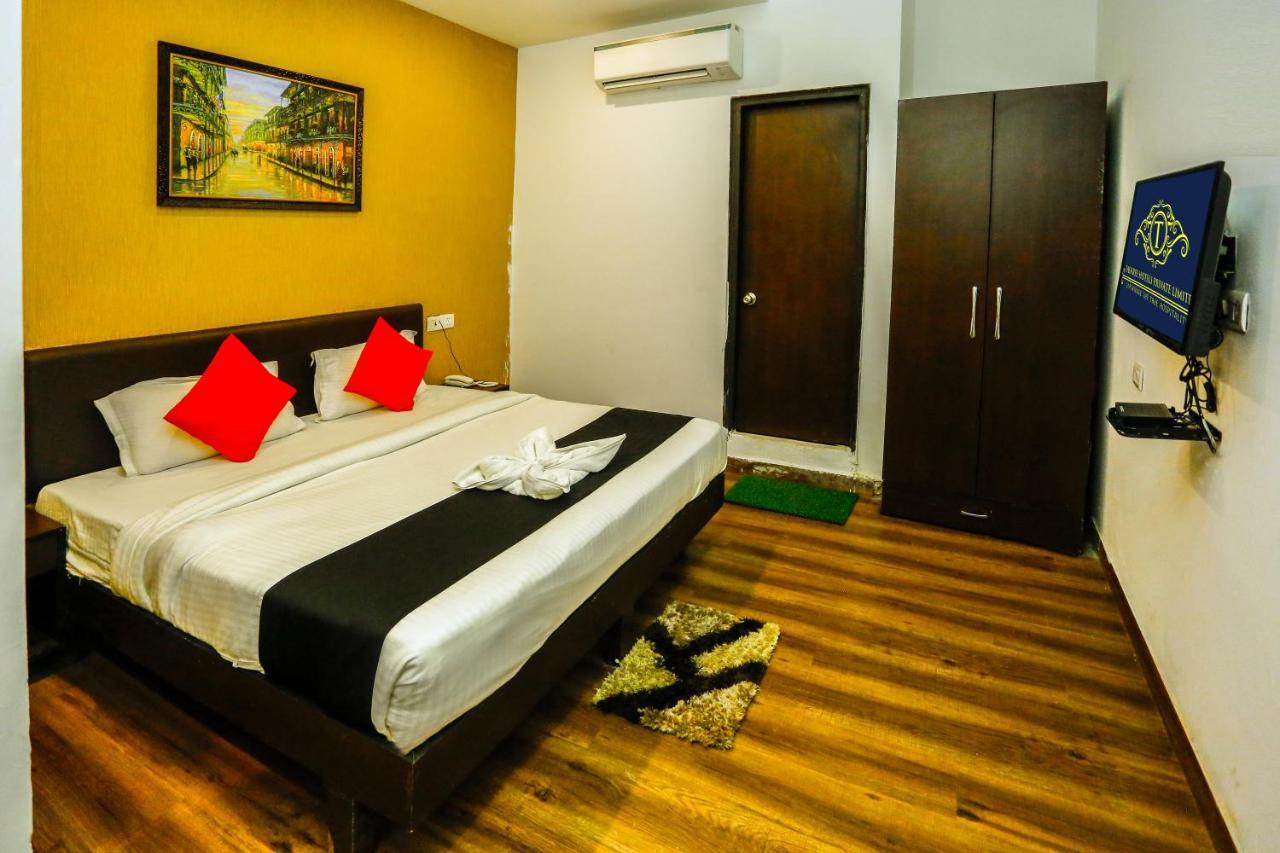 Airport Hotel Tashree New Delhi Exterior photo