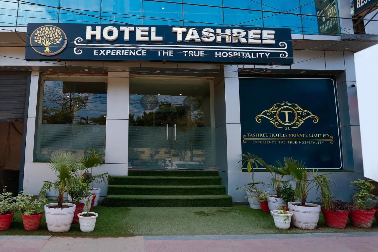 Airport Hotel Tashree New Delhi Exterior photo